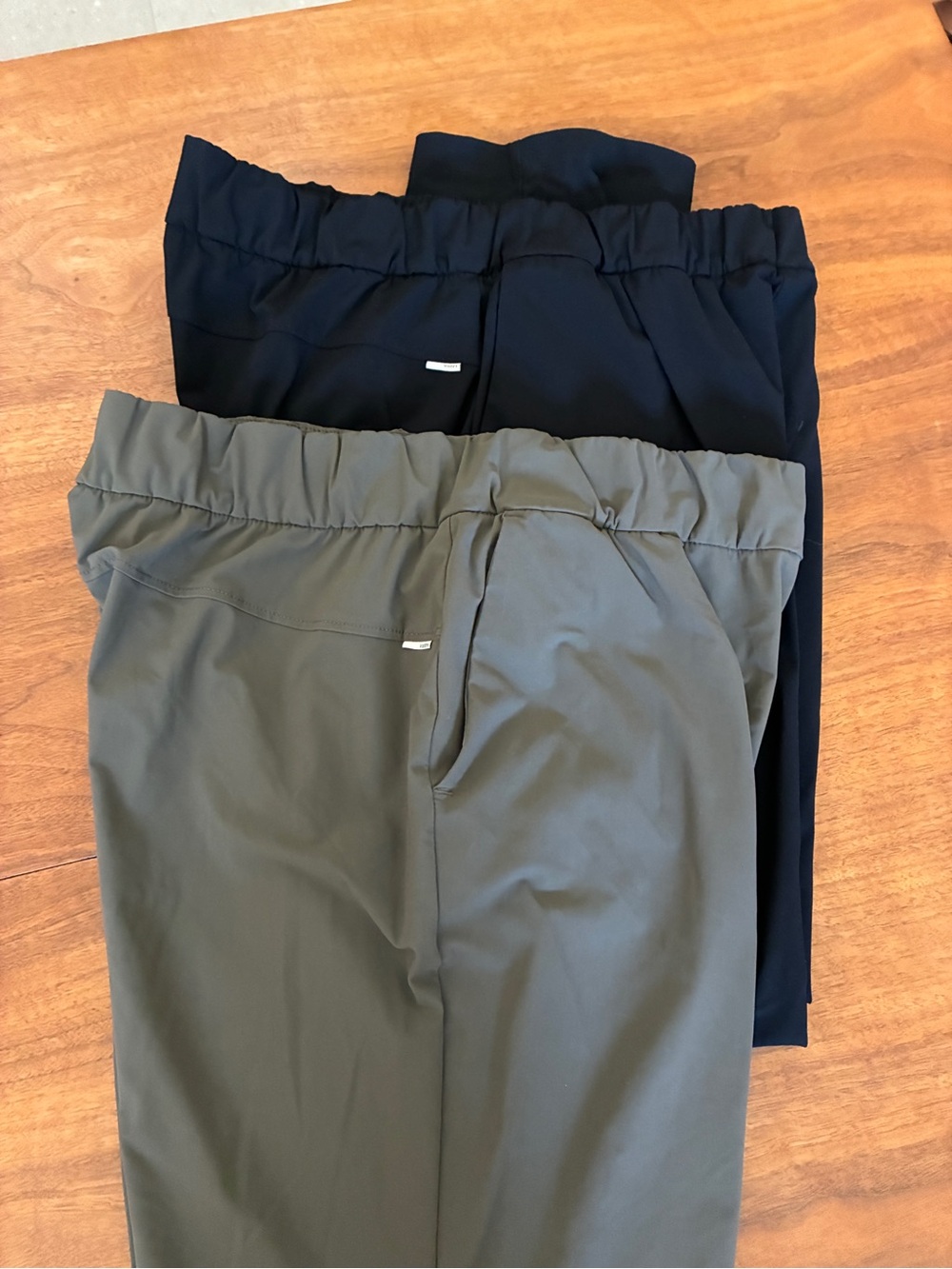 EUC Vuori Miles Size Medium Elastic-Waist Casual trousers - Black Olive Bundle
